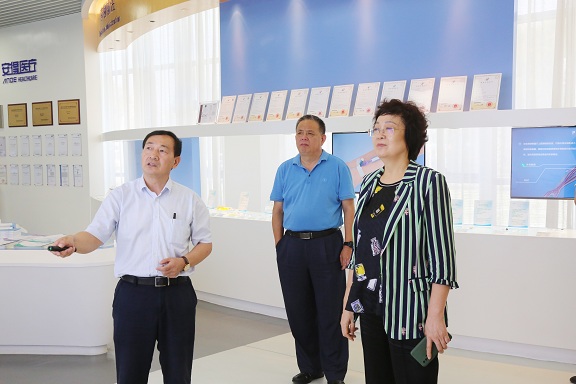 市政協主席來訪(1).jpg